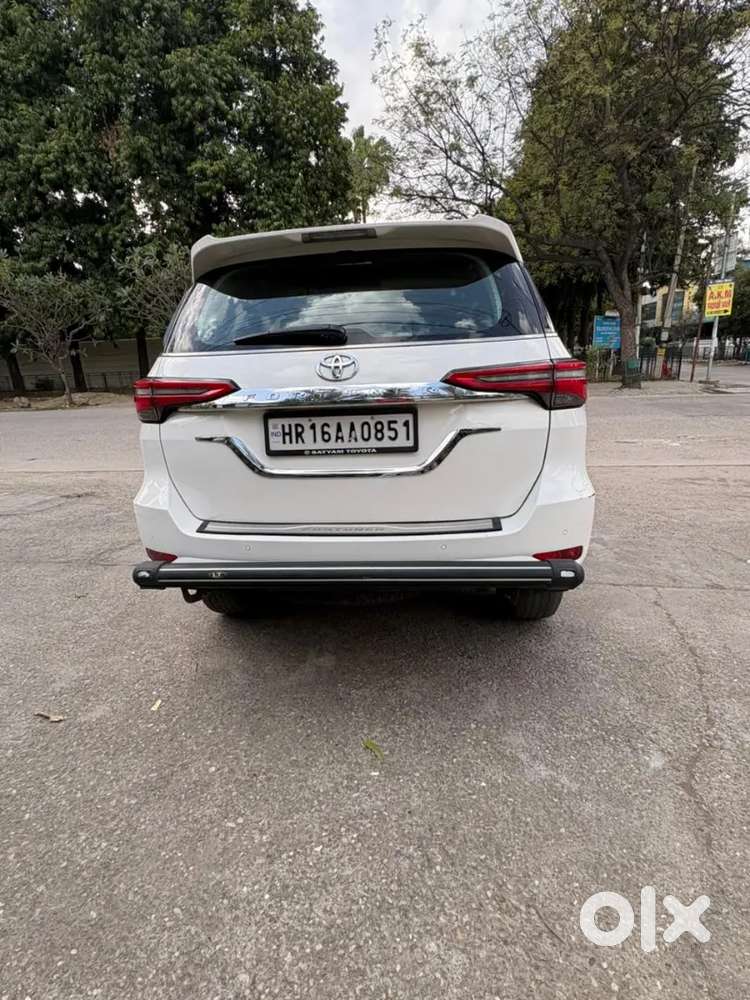 Toyota Fortuner  2022 Diesel 105000 Km Driven