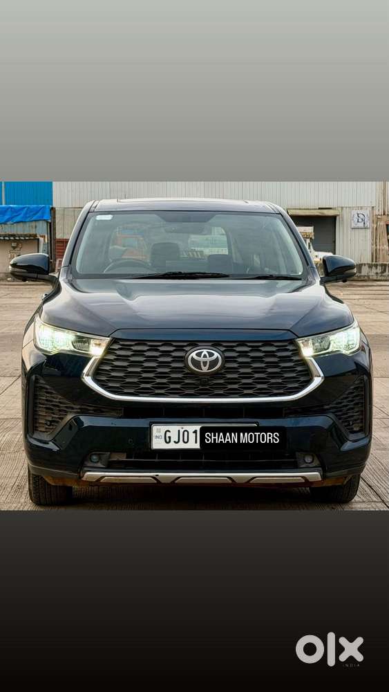 Toyota Innova Hycross 2.0 Vx Hybrid 8 Str, 2024, Petrol