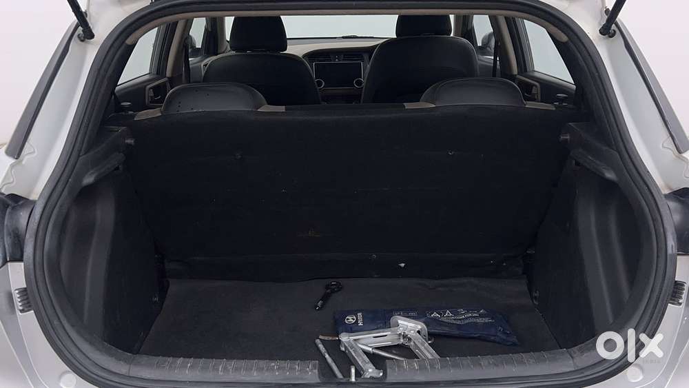 Hyundai Elite I20 [ ] 1.2 Sportz, 2017, Petrol