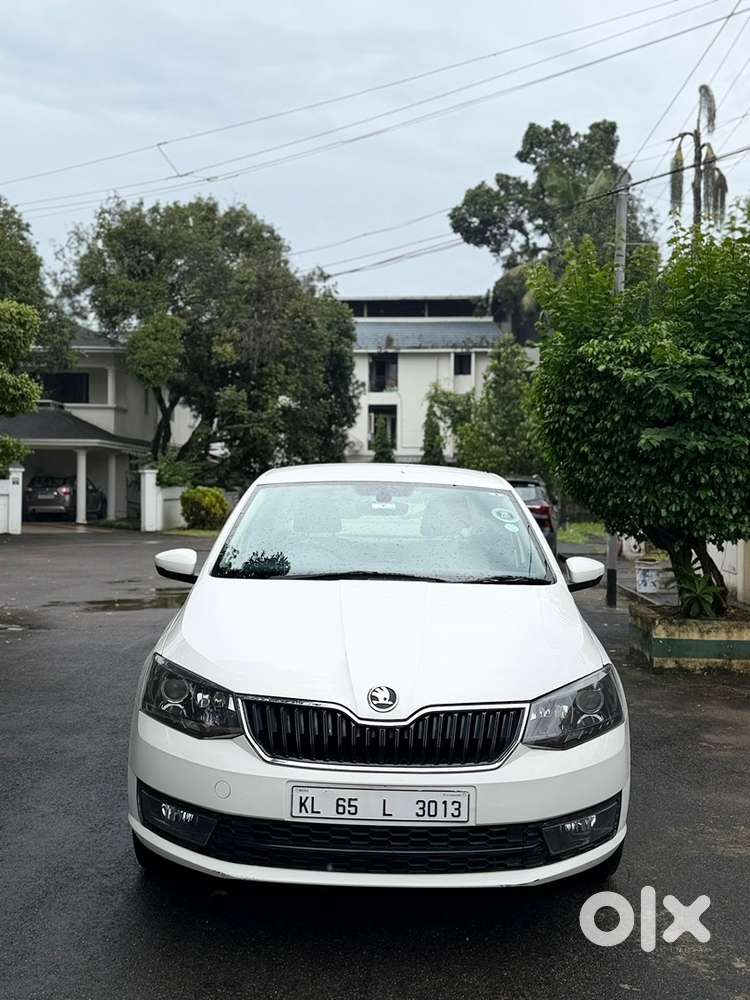 Skoda Rapid Automatic Petrol 2017