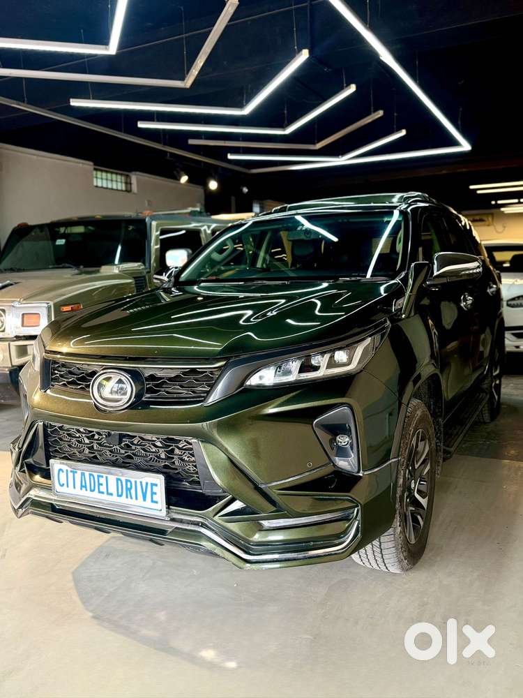 Toyota Fortuner 2.8 Legender 4x4, 2022, Diesel
