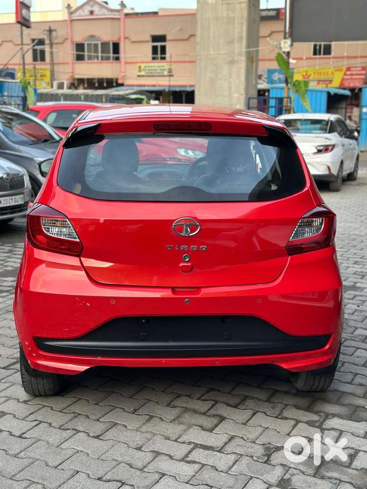Tata Tiago 1.2 Revotron Xt (o), 2022, Petrol