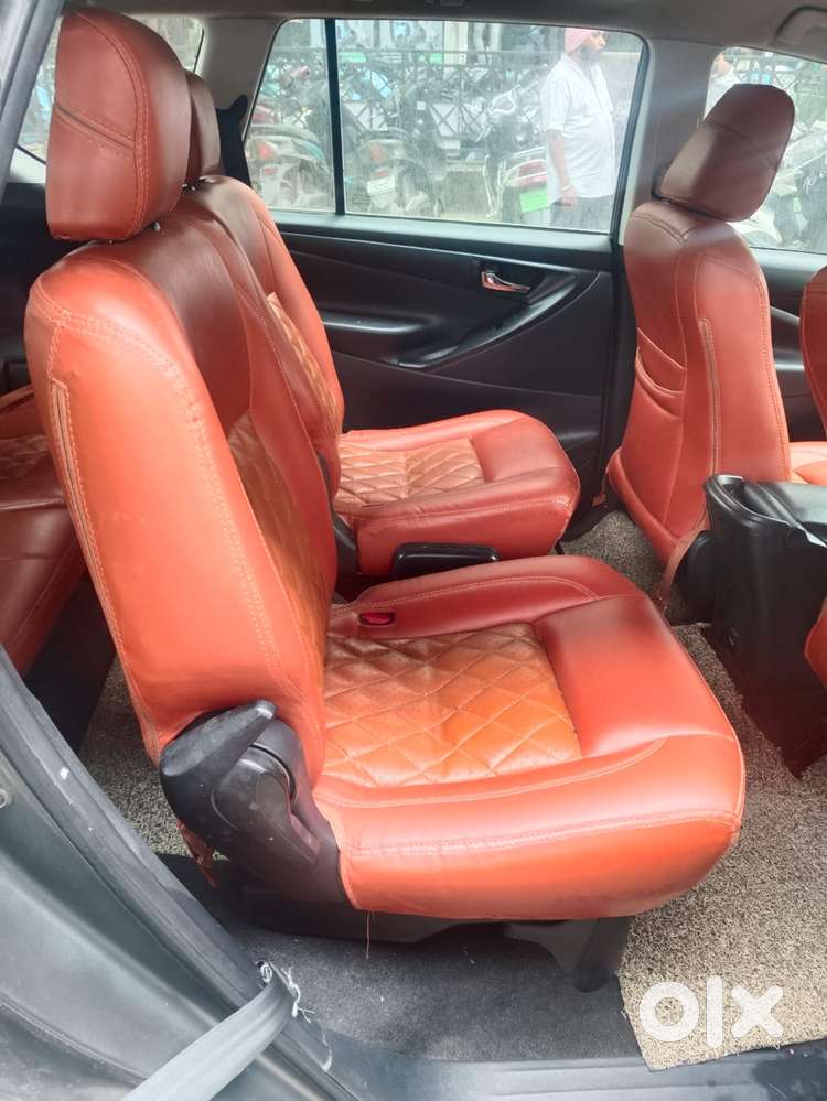 Toyota Innova Crysta 2.4 G Plus Mt 7 Str, 2018, Diesel
