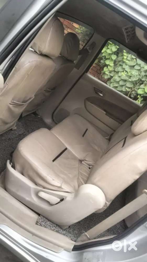 Maruti Suzuki Ertiga Vdi 2012