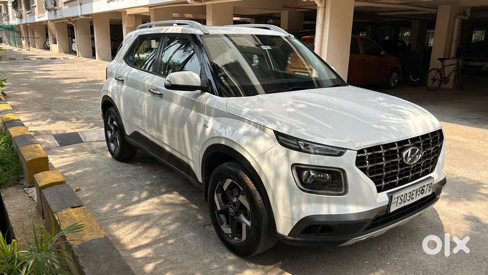 Hyundai Venue Sx+ At, 2019, Petrol