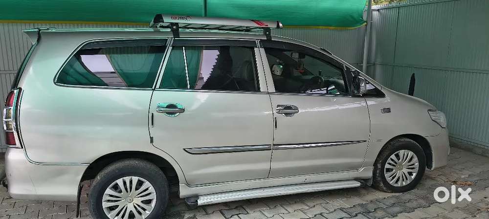 Toyota Innova 2012 Diesel 320000 Km Driven