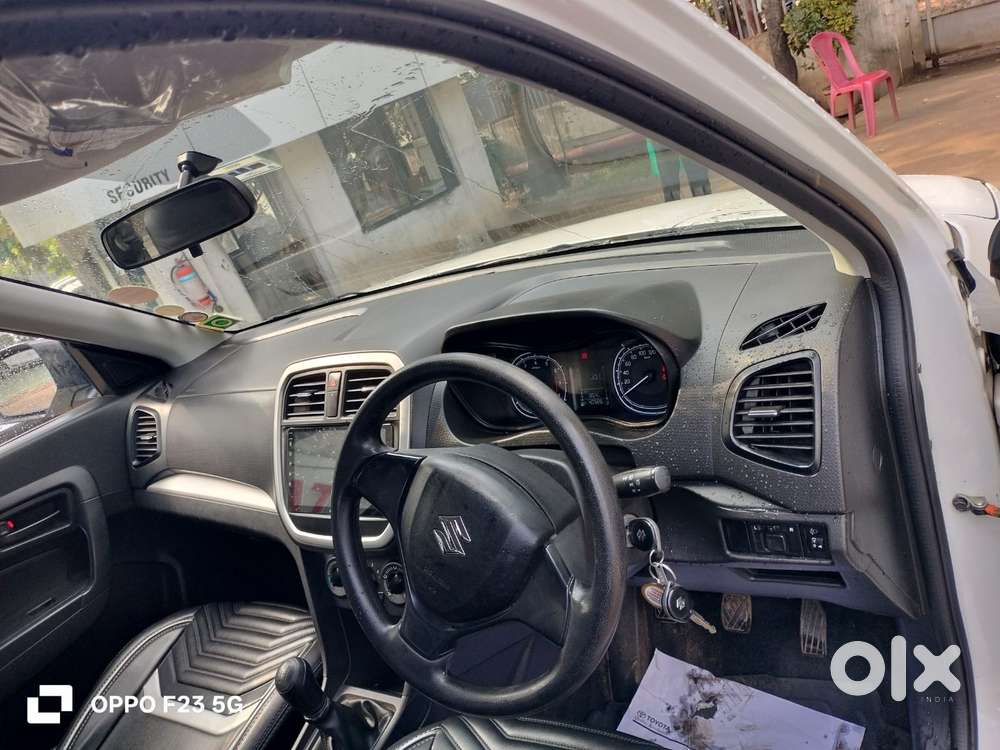 Maruti Suzuki Brezza 1.5 Lxi Smart Hybrid, 2022, Petrol
