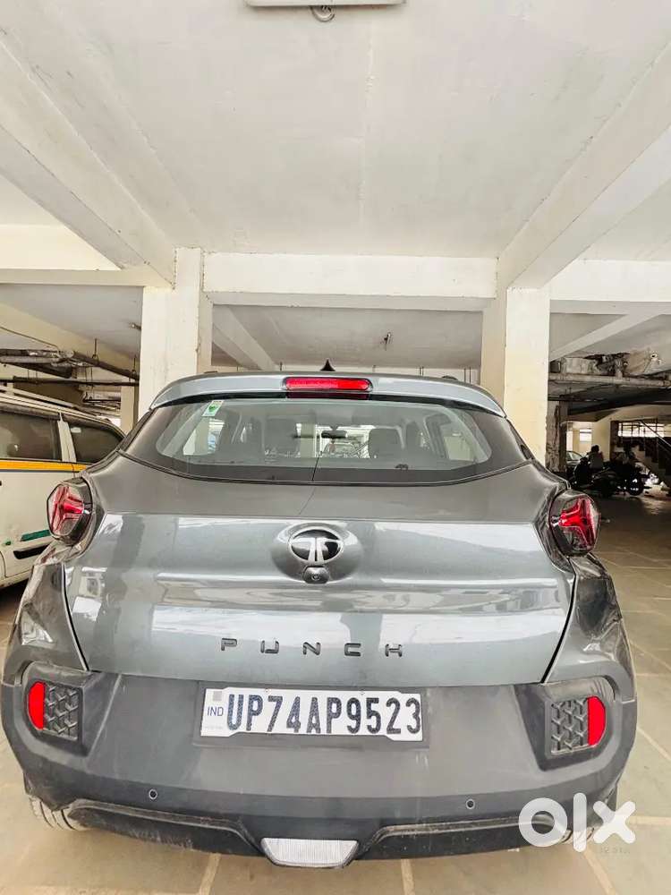 Tata Punch Advture Plus Petrol 6month Old