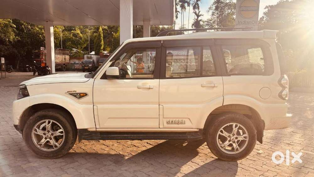 Mahindra Scorpio S10, 2017, Diesel