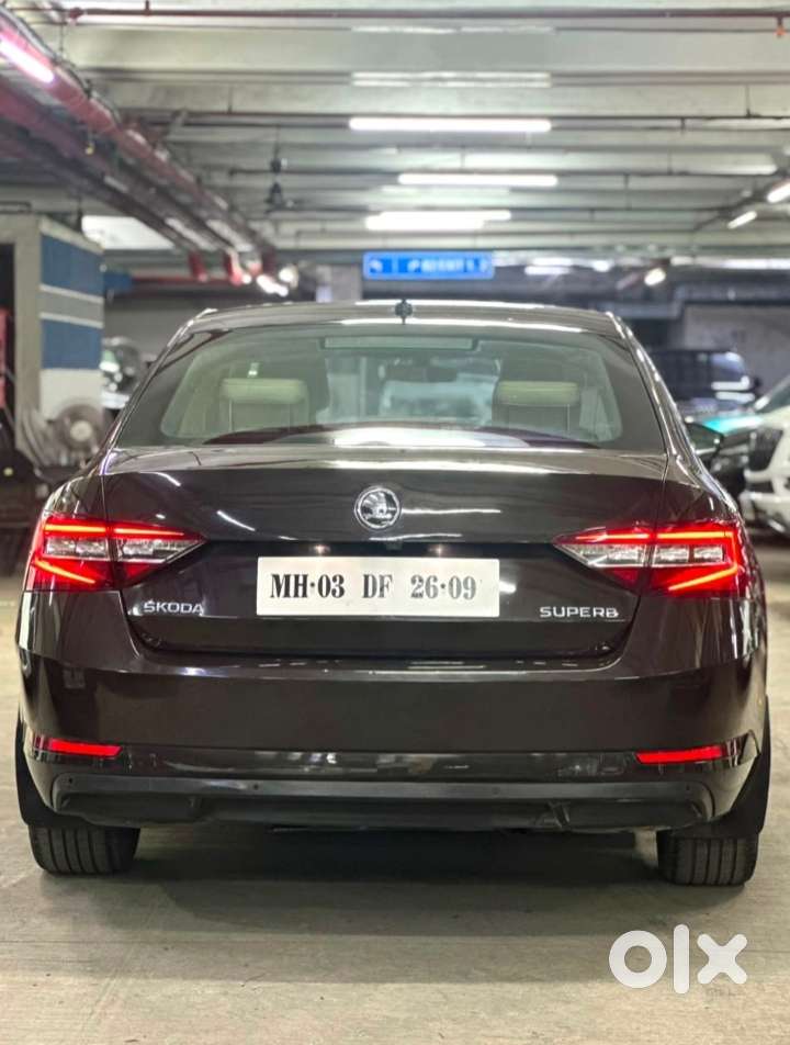 Skoda Superb Style 1.8 Tsi At, 2018, Petrol