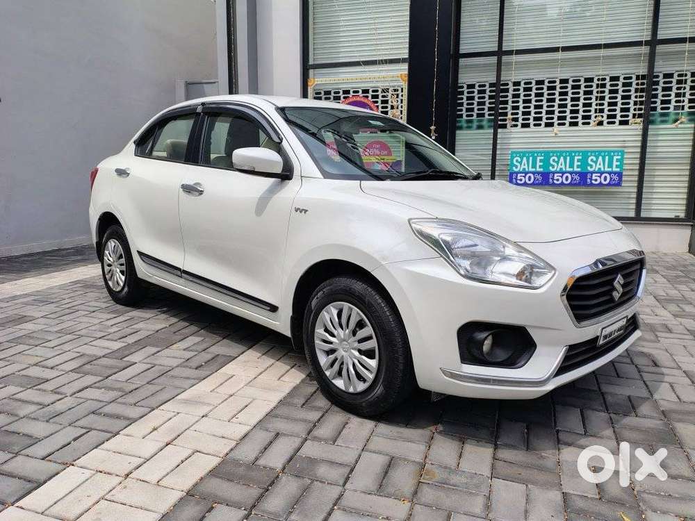 Maruti Suzuki Swift Dzire Amt Vxi, 2017, Petrol