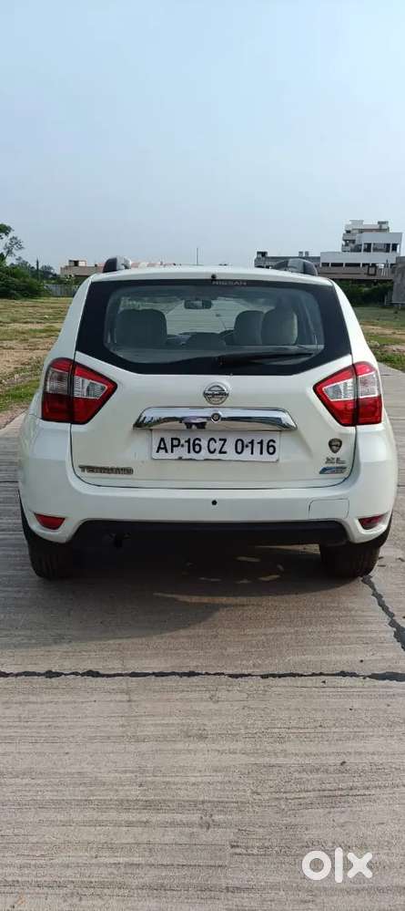 Nissan Terrano 2015 Diesel 102000 Km Driven