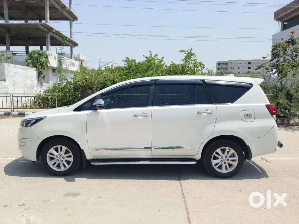 Toyota Innova Crysta 2.4 V 8 Str, 2020, Diesel