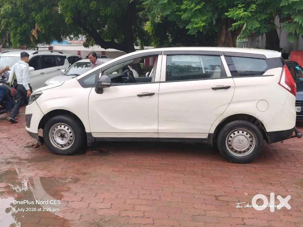 Mahindra Marazzo Diesel 2019