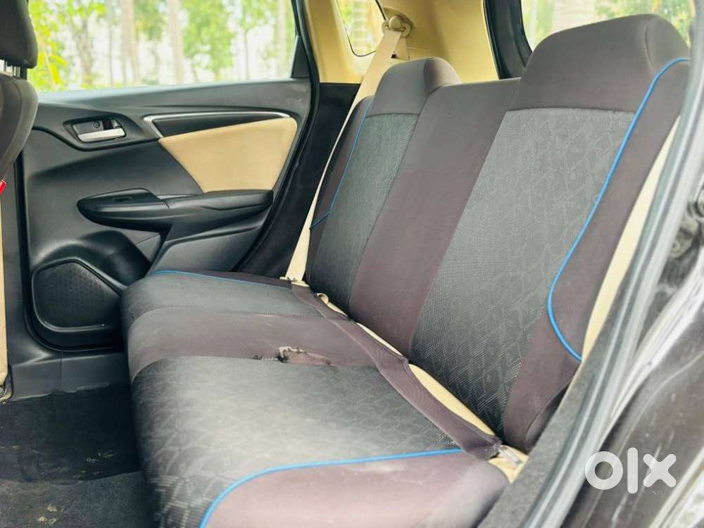 Honda Jazz 1.5 V I Dtec, 2015, Petrol