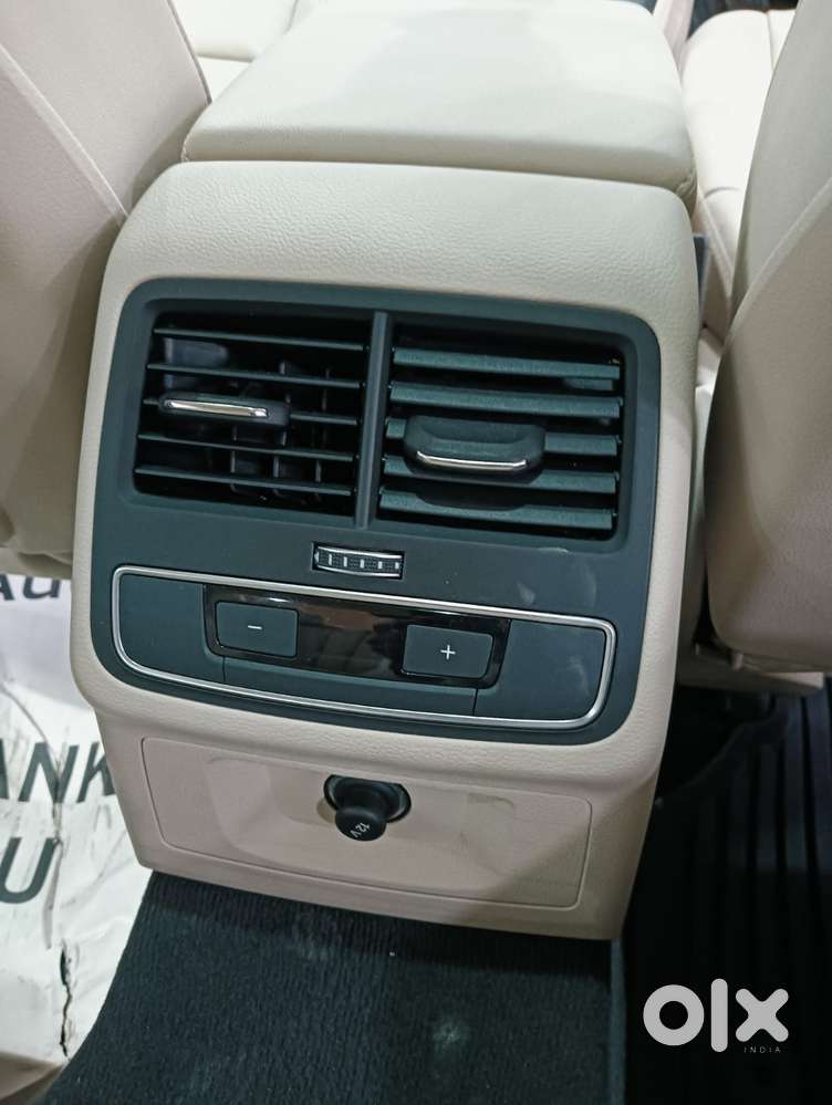 Audi A4 2.0 Technology 40 Tfsi, 2024, Petrol