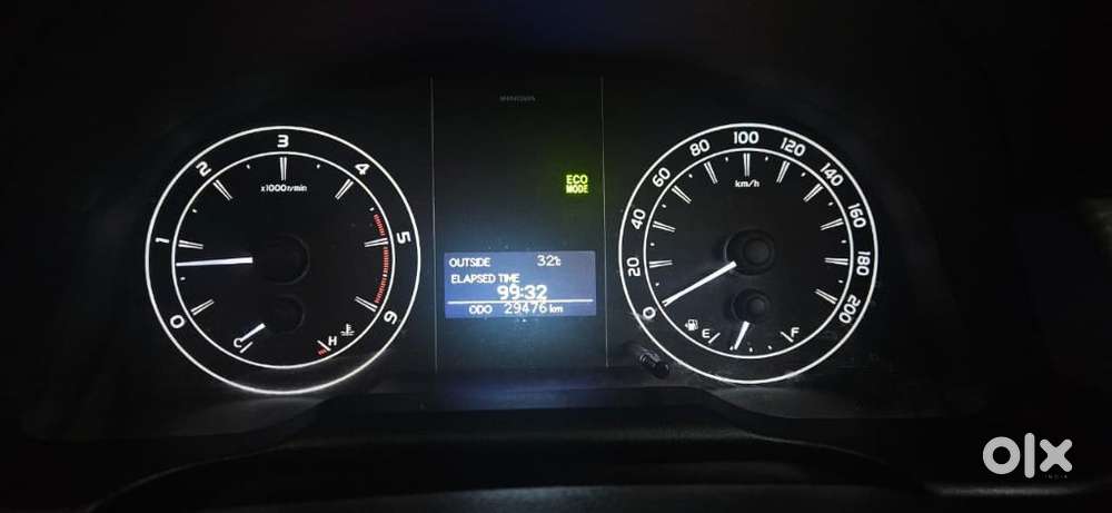 Toyota Innova Crysta 2.4 G Mt 7 Str, 2022, Diesel