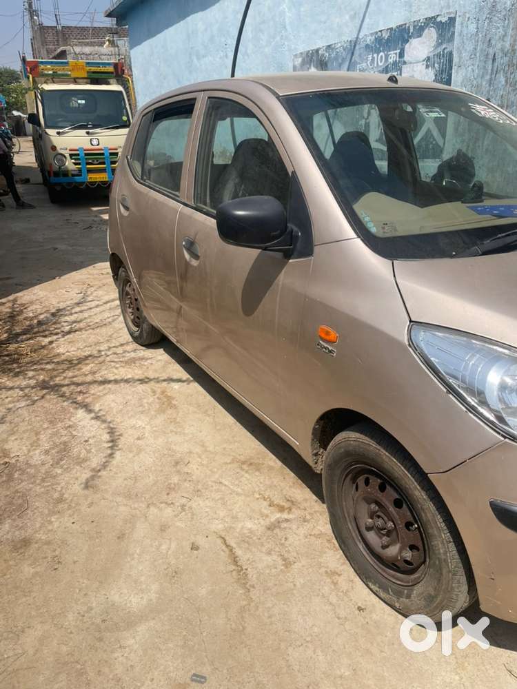 Hyundai I10 2009 Petrol 70000 Km Driven
