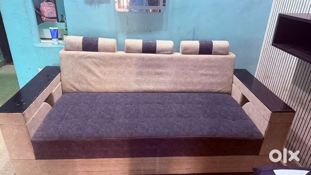 Premium sofa