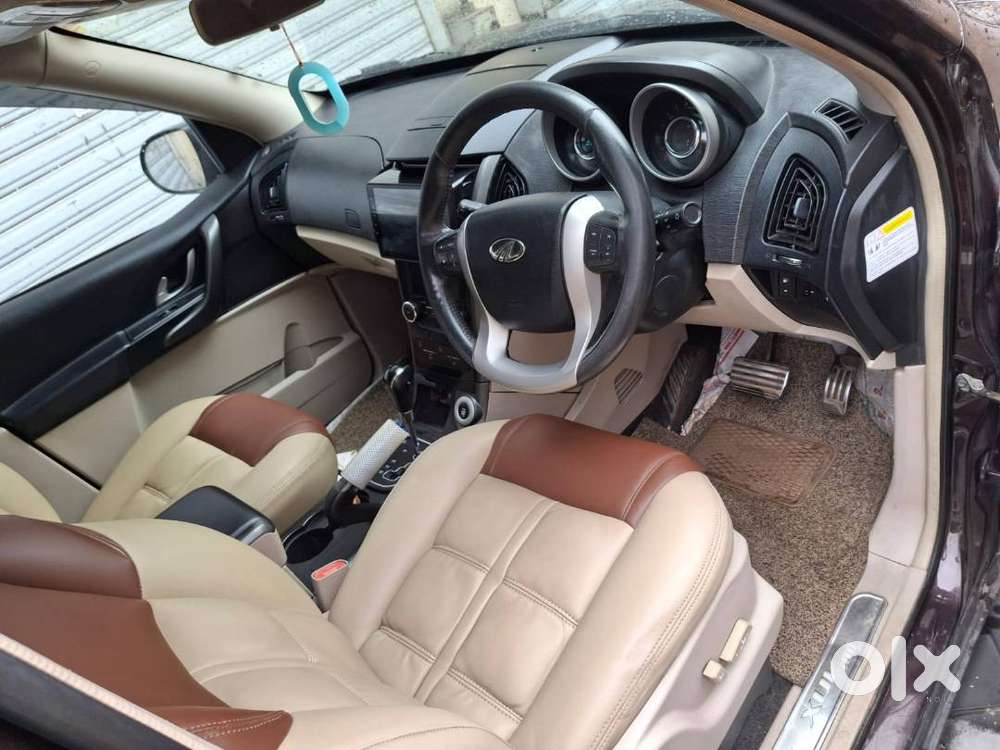 Mahindra Xuv500 2106 Diesel 105000 Km Driven