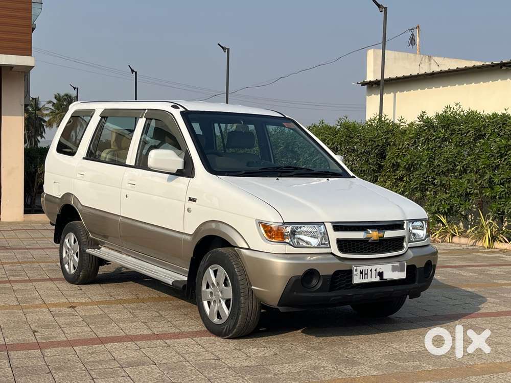 Chevrolet Tavera Lt 9 Seater, 2017, Diesel