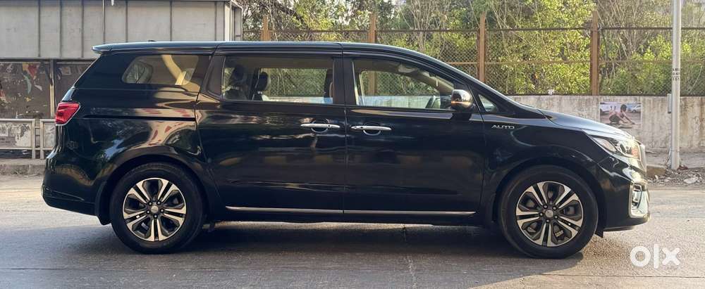 Kia Carnival Premium, 2021, Diesel