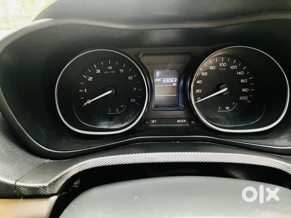 Tata Nexon 1.2 Revotron Xz Plus, 2018, Petrol