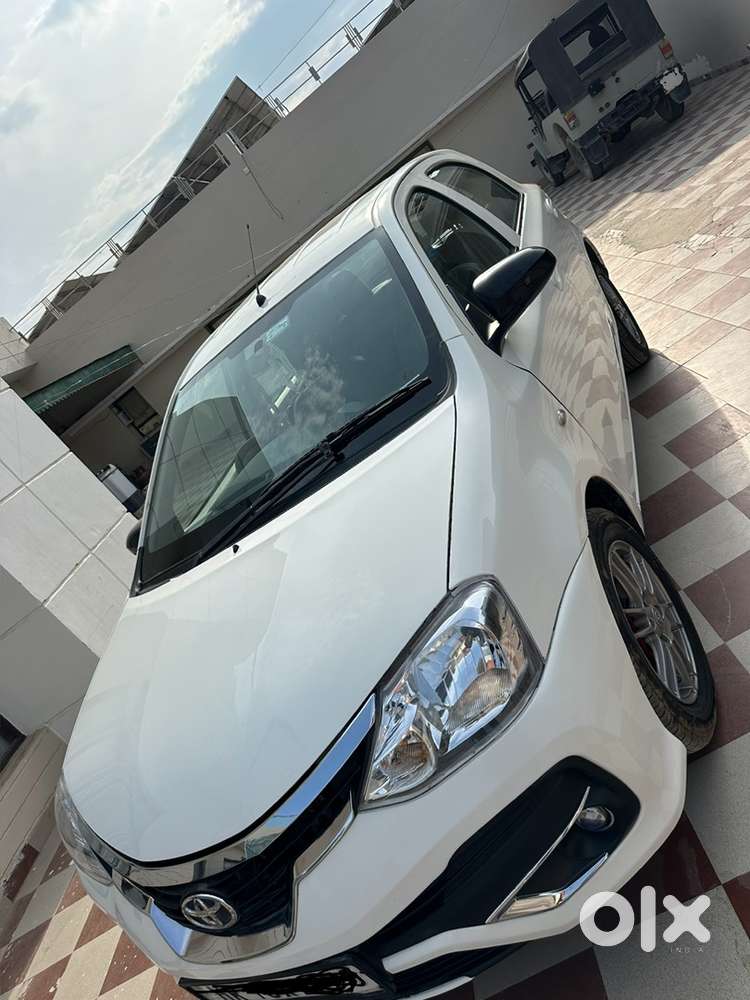 Toyota Etios Liva 2015 Year