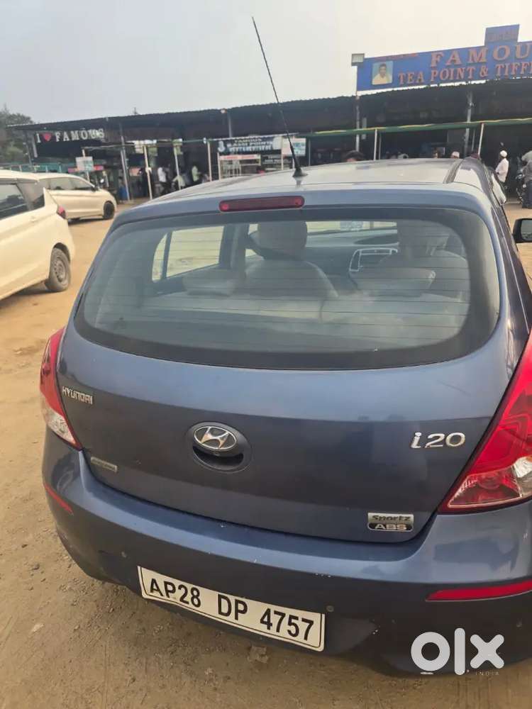 Hyundai I20 Sportz 2012