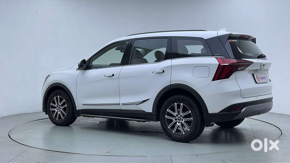 Mahindra Xuv700 2.0 Ax 7 Petrol At Str, 2022, Petrol