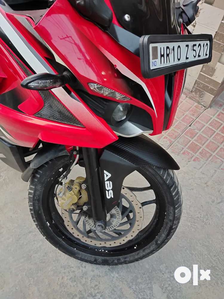 Pulsar rs 200 second best sale hand olx