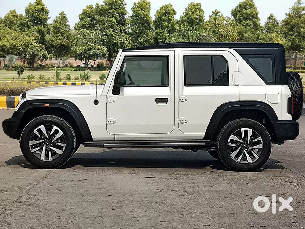 Mahindra Thar Roxx, 2025, Petrol