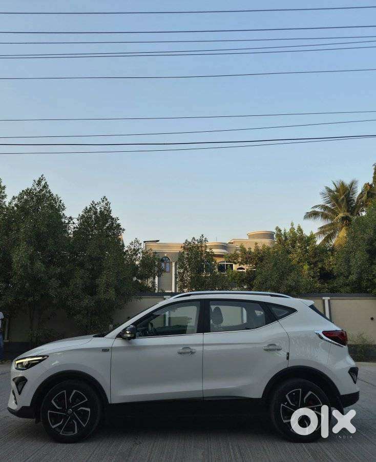 Mg Astor 1.5 Savvy Cvt S Red, 2021, Petrol