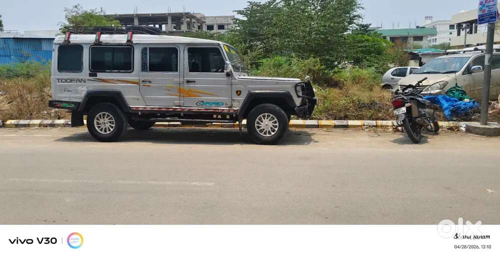 Force Motors Trax Cruiser 2003