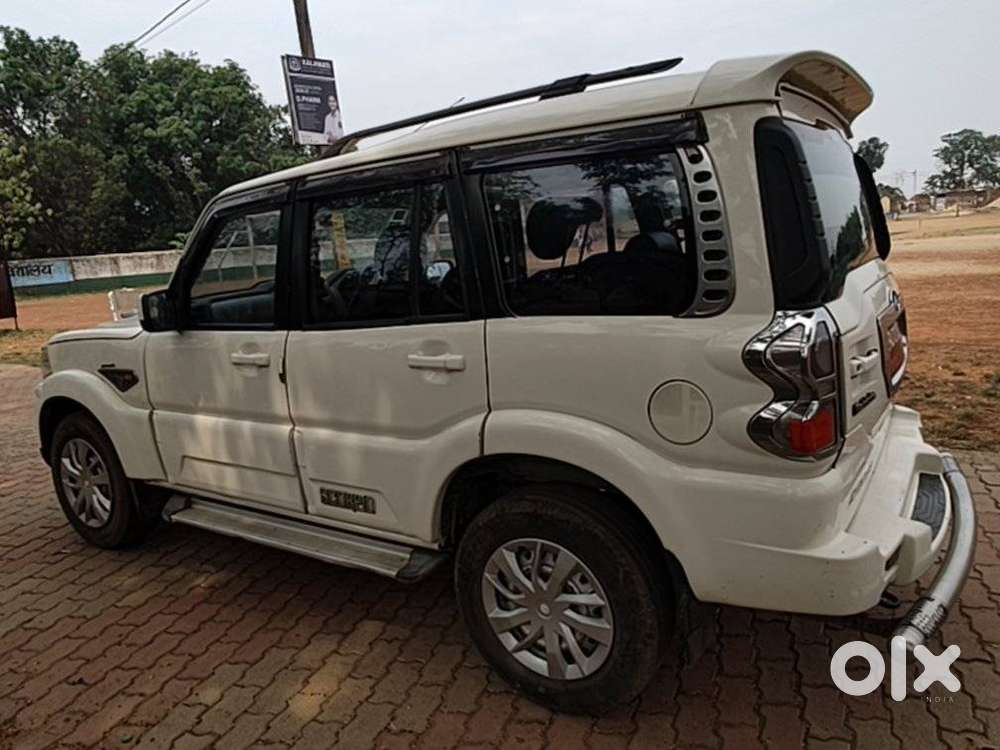 Mahindra Scorpio S4 Plus, 2017, Diesel