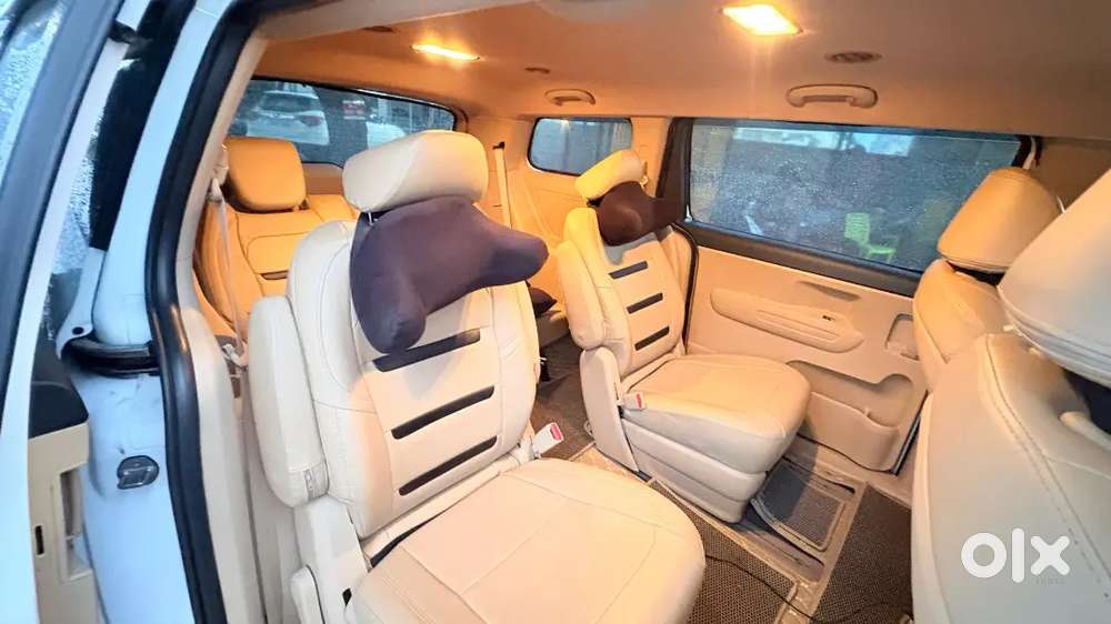 Showroom-condition Kia Carnival Premium (7-str)  Just 24,000 Km Run