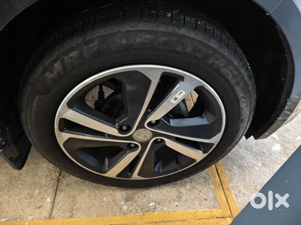 Tata Altroz 1.2 2024 Xz Lux Petrol Manual
