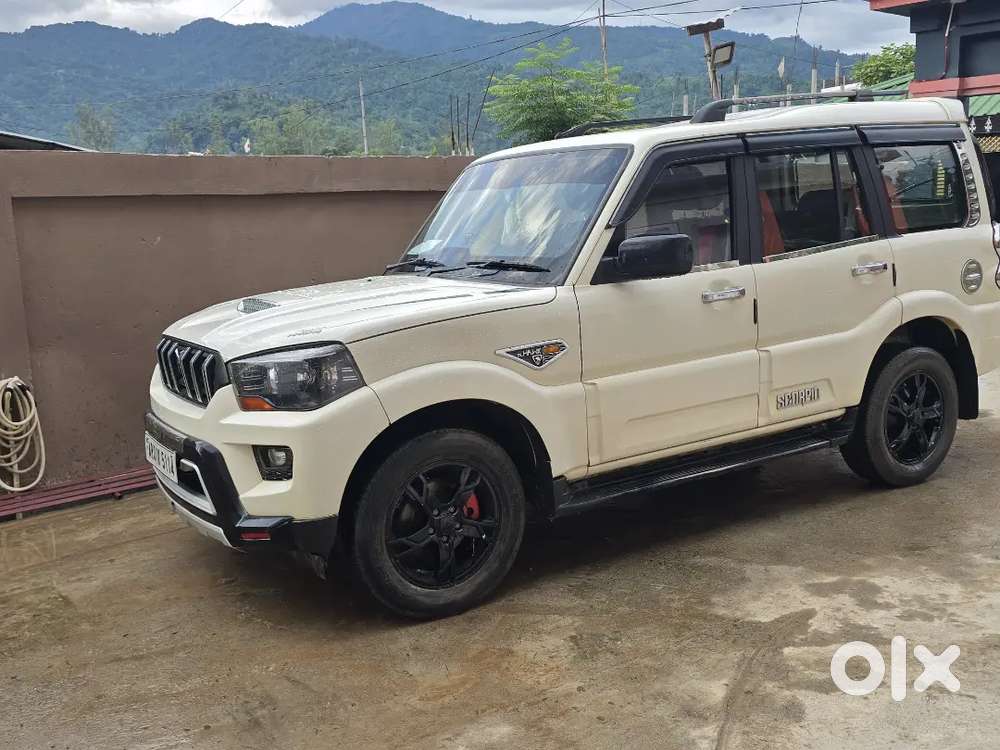Mahindra Scorpio S10 2018 Diesel 120000 Km Driven