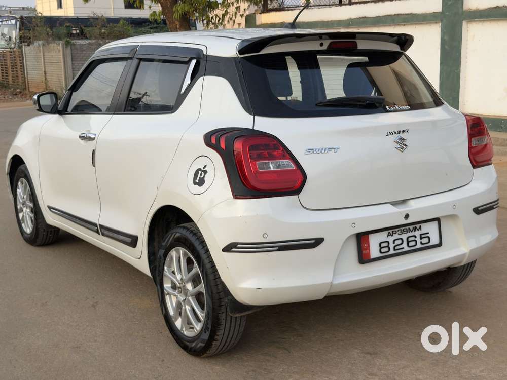 Maruti Suzuki Swift Vvt Zxi, 2022, Petrol