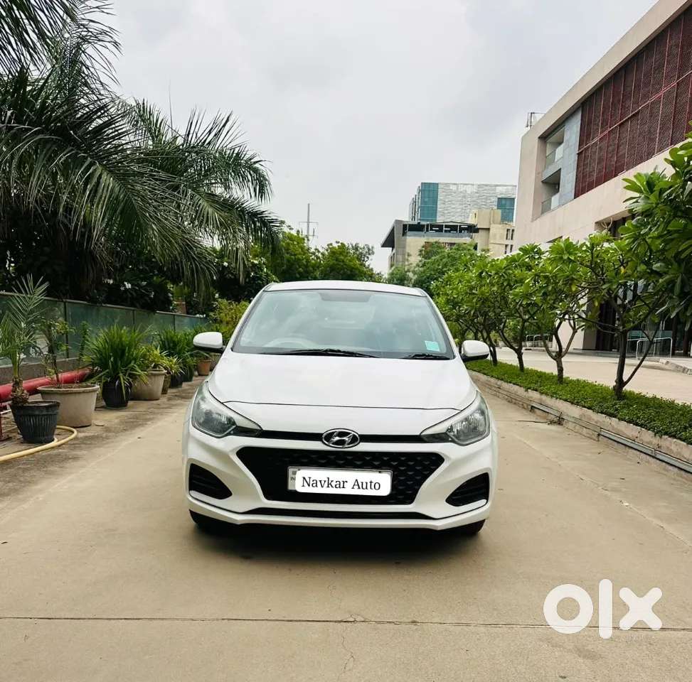 Hyundai I20 Era 1.2 Bs-iv, 2018, Petrol
