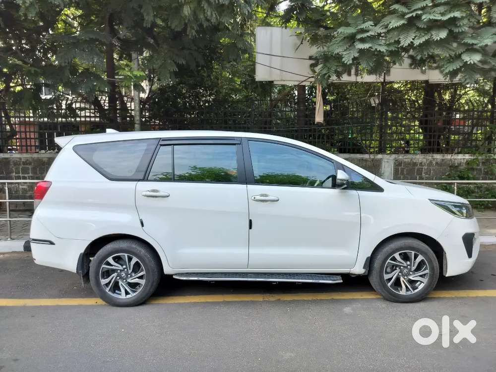Toyota Innova Crysta 2022