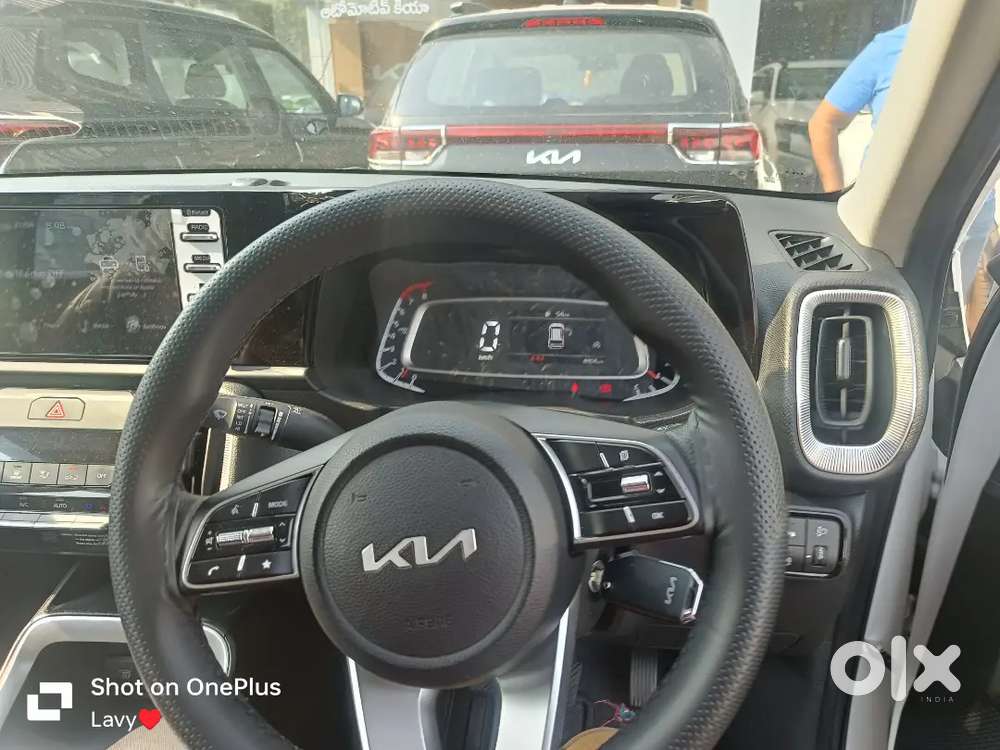 Kia Sonet 2024 Petrol Well Maintained