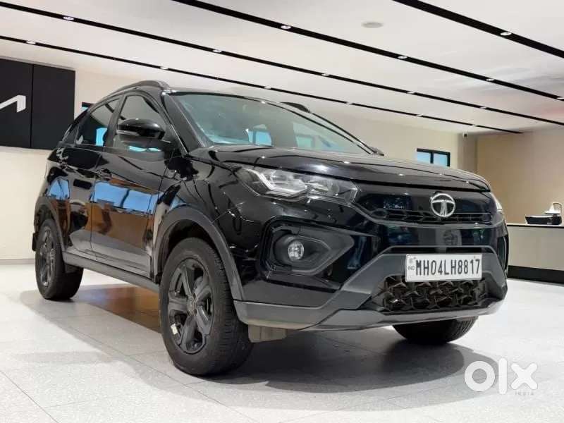 Tata Nexon 1.2 Revotron Xza Plus Luxs Red Dark Edition Amt, 2023, Pe..