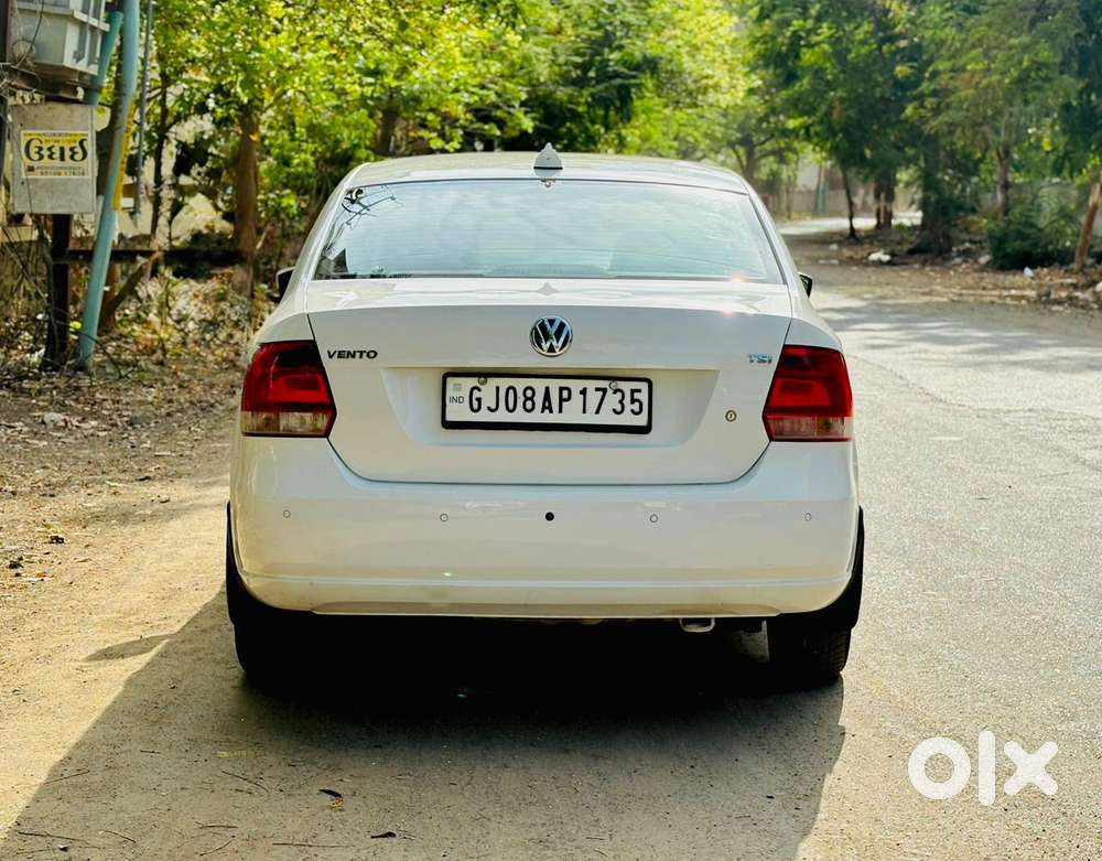 Volkswagen Vento 2013-2015 1.2 Tsi Comfortline At, 2015, Petrol