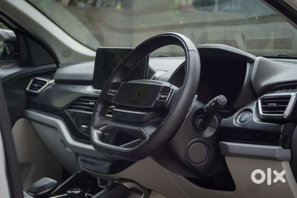 Tata Safari Pure Plus S Dark Edition, 2025, Diesel