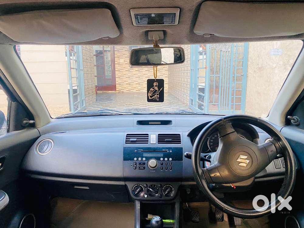 Swift Dzire (diesel) 2011