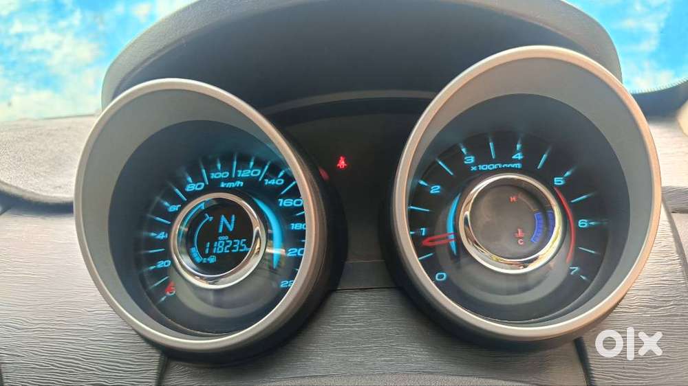 Brend                     Xuv 500