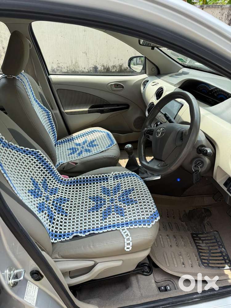 Toyota Etios Vx Limited Edition, 2016, Petrol