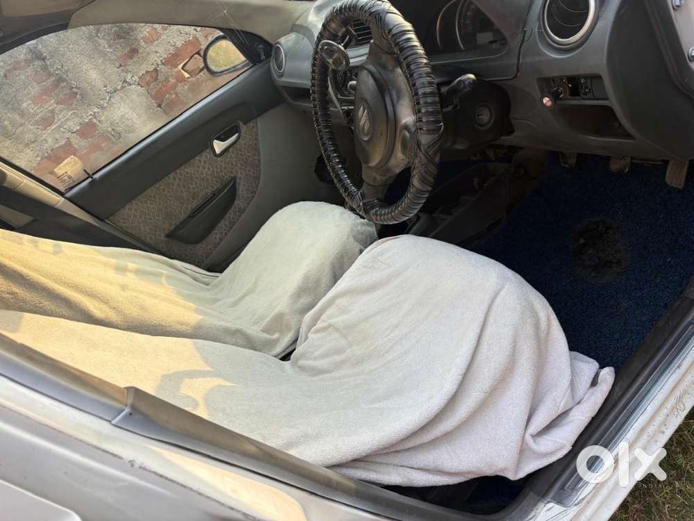 Gaadi Me Koi Problem Nhi Hai