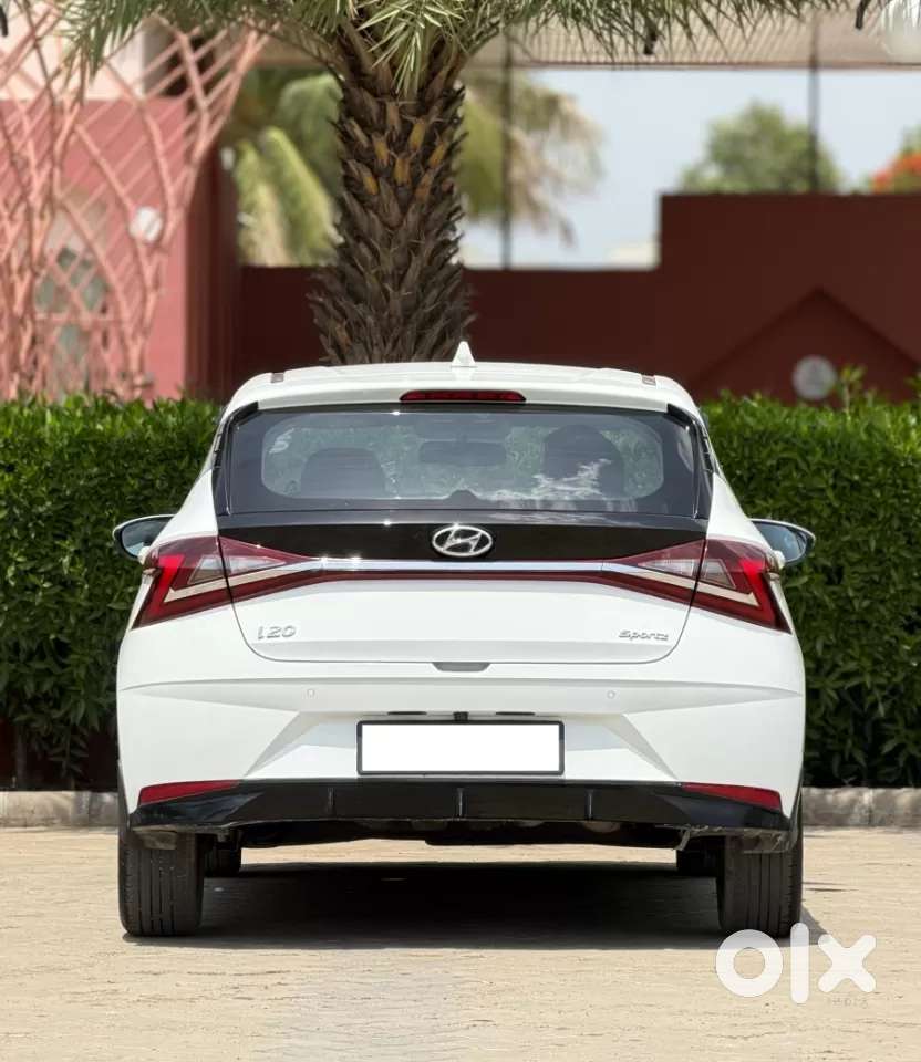 Hyundai I20 Sportz 1.2 Ivt, 2022, Petrol